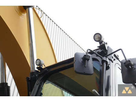Kettenbagger 2015 Caterpillar 335F LCR (32)