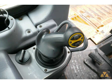 Pásové buldozery 2007 Komatsu D85PX-15 (38)