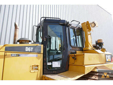 Bulldózerek 2010 Caterpillar D6T LGP (13)