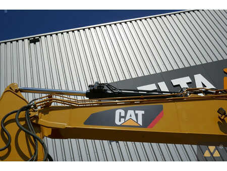 Caterpillar 320FL