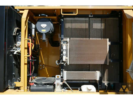 Caterpillar 320FL