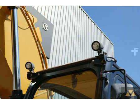 Caterpillar 320FL