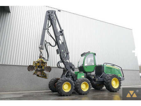 John Deere 1270E