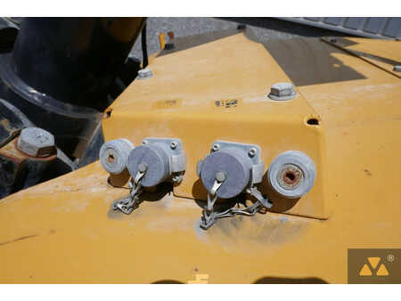 Bulldozer 2012 Caterpillar D7E LGP (17)
