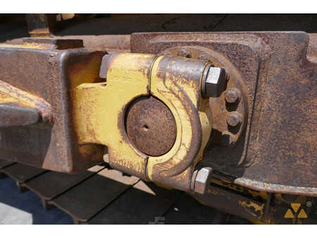 Bulldozer 2012 Caterpillar D7E LGP (34)