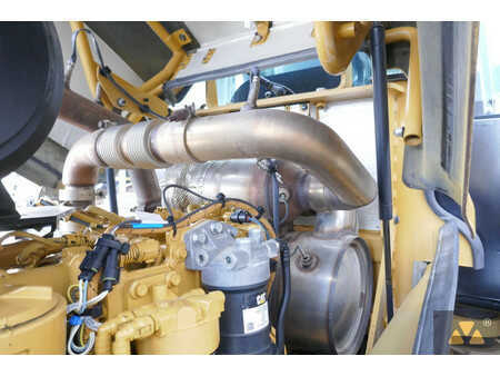 Walce  2018 Caterpillar CS64B (18)