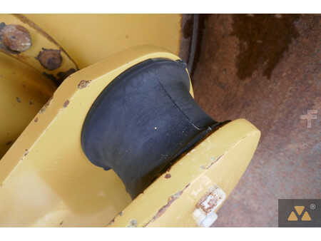 Walce  2018 Caterpillar CS64B (25)