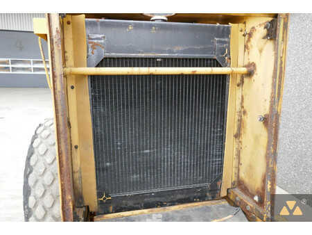 Walce  1995 Caterpillar CS433C (14)