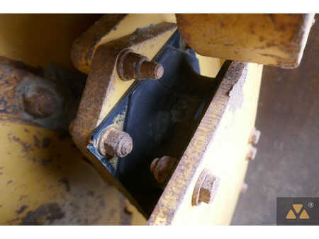 Walce  1995 Caterpillar CS433C (17)