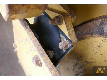 Walce  1995 Caterpillar CS433C (18)