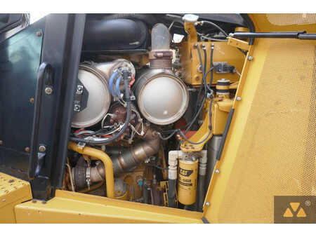Bulldozer 2017 Caterpillar D7E LGP (23)
