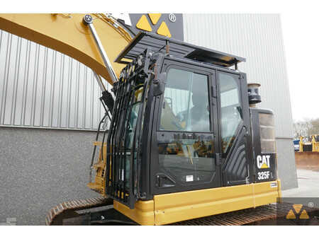 Excavadoras de cadenas 2018 Caterpillar 325F LCR (16)