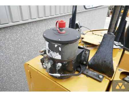 Excavadoras de cadenas 2018 Caterpillar 325F LCR (19)