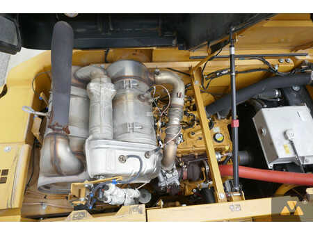 Excavadoras de cadenas 2018 Caterpillar 325F LCR (21)
