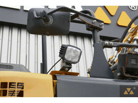 Excavadoras de cadenas 2018 Caterpillar 325F LCR (27)