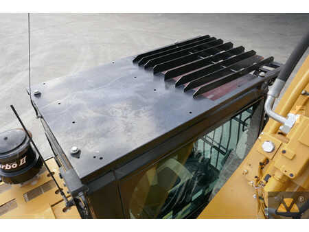 Caterpillar 325F LCR