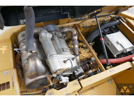 Caterpillar 325F LCR