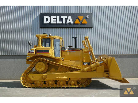 Bulldózerek 1990 Caterpillar D8N (2)