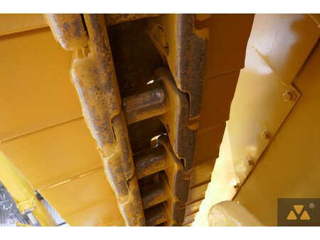 Bulldózerek 1990 Caterpillar D8N (33)