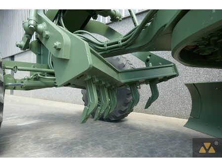Grader 1999 Caterpillar 12H Ex-military (11)