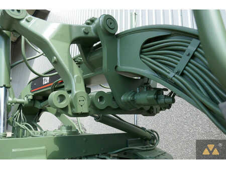 Grader 1999 Caterpillar 12H Ex-military (13)