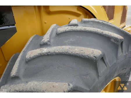 Single drum compactors 2010 Caterpillar CP76 (17)