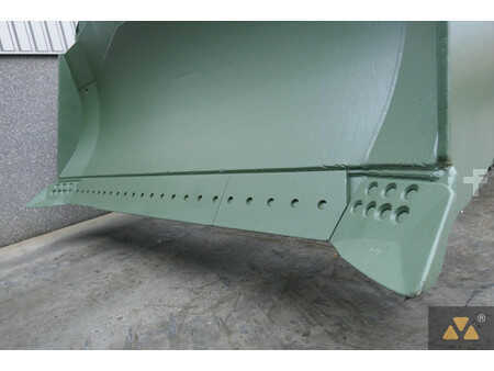 Bulldozer 2003 Caterpillar D9R Ex-army (11)