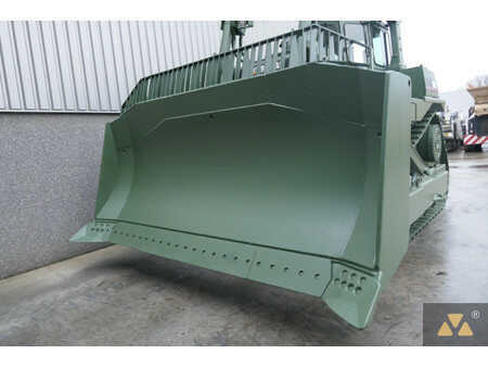 Bulldozer 2003 Caterpillar D9R Ex-army (9)
