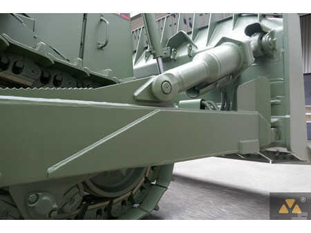 Telaketjupuskutraktorit 2002 Caterpillar D9R Ex-army (16)