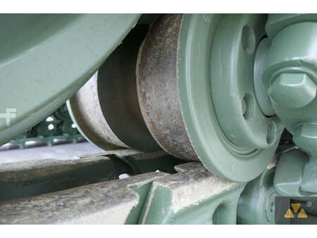 Telaketjupuskutraktorit 2002 Caterpillar D9R Ex-army (36)