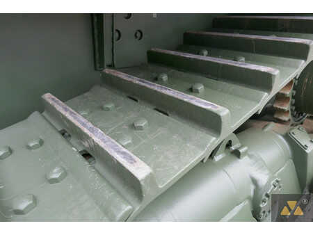 Telaketjupuskutraktorit 2002 Caterpillar D9R Ex-army (40)