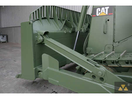 Telaketjupuskutraktorit 2003 Caterpillar D9R Ex-army (14)