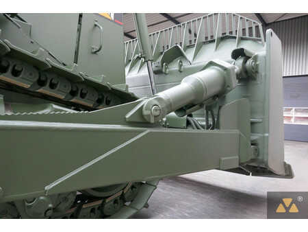 Telaketjupuskutraktorit 2003 Caterpillar D9R Ex-army (16)