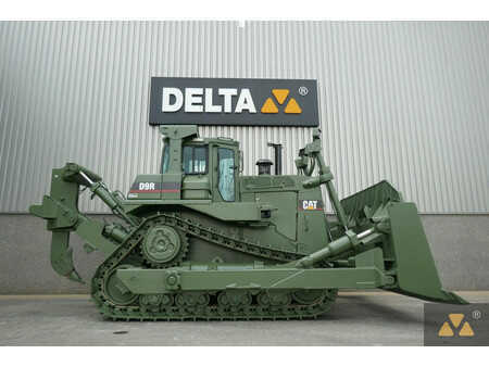 Telaketjupuskutraktorit 2003 Caterpillar D9R Ex-army (2)