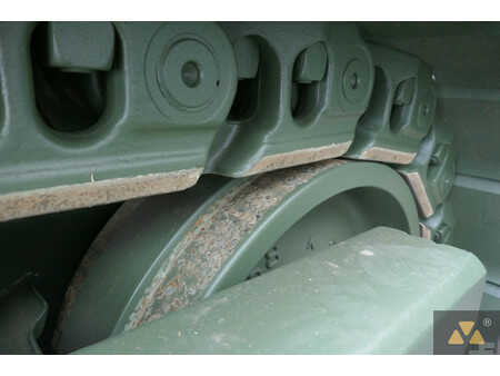 Telaketjupuskutraktorit 2003 Caterpillar D9R Ex-army (30)