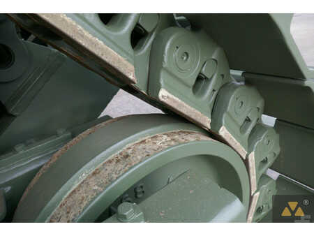 Telaketjupuskutraktorit 2003 Caterpillar D9R Ex-army (32)