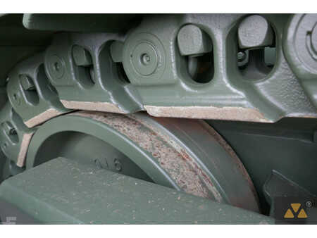 Telaketjupuskutraktorit 2003 Caterpillar D9R Ex-army (33)