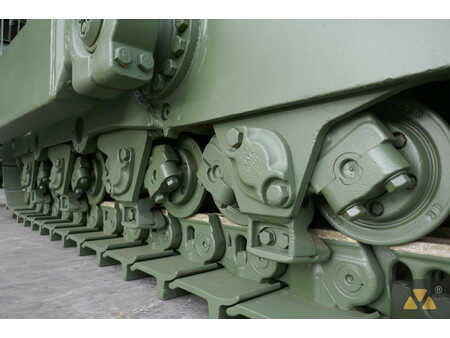 Telaketjupuskutraktorit 2003 Caterpillar D9R Ex-army (34)