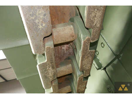 Telaketjupuskutraktorit 2003 Caterpillar D9R Ex-army (38)