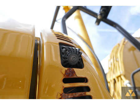Caterpillar 320