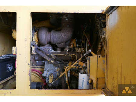 Osztályosok 1987 Caterpillar 130G (20)