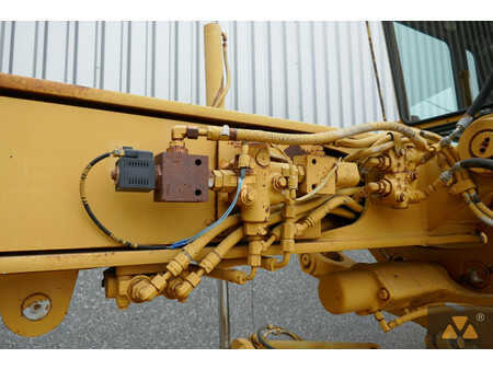 Osztályosok 1987 Caterpillar 130G (25)