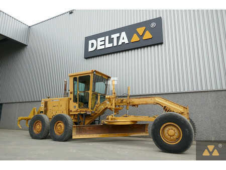 Osztályosok 1987 Caterpillar 130G (3)