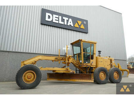 Osztályosok 1987 Caterpillar 130G (4)