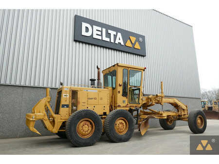 Osztályosok 1987 Caterpillar 130G (5)