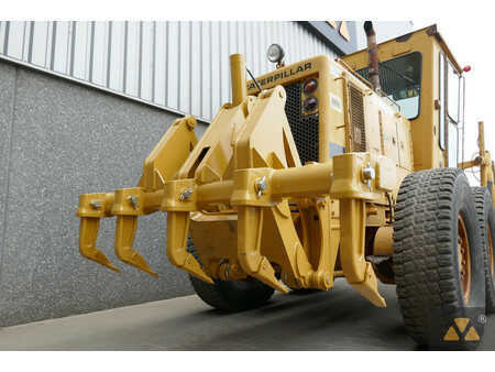 Osztályosok 1987 Caterpillar 130G (9)
