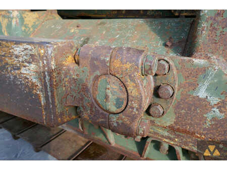Bulldozer 2006 Caterpillar D7G Ex-army (34)