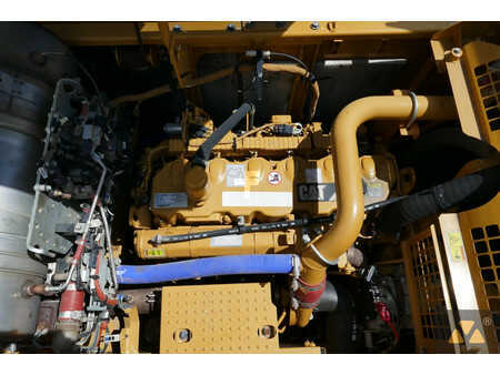 Kedjegraver 2018 Caterpillar 336FL (13)