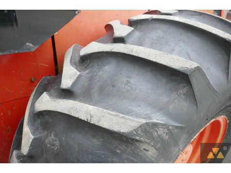 Walce  2011 Caterpillar CP533E (13)