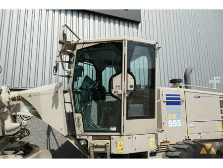 Grejdry 2013 Komatsu GD555-5 Ex-army (12)